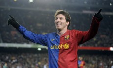 米兰真人-羽坛双焦点，日本队力克印尼显团队韧性，戴资颖刷新纪录铸个人传奇