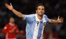 米兰体育下载-末节风暴与抢七传奇，广东的坚韧与莫兰特的孤星闪耀