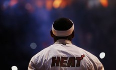 米兰体育-从戴维斯杯到ATP总决赛，兹维列夫的逆转哲学与统治力觉醒