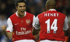 米兰体育-从巴黎到基辅，阿什拉夫一剑封喉，乌克兰足球的精神图腾如何完胜浪漫之都