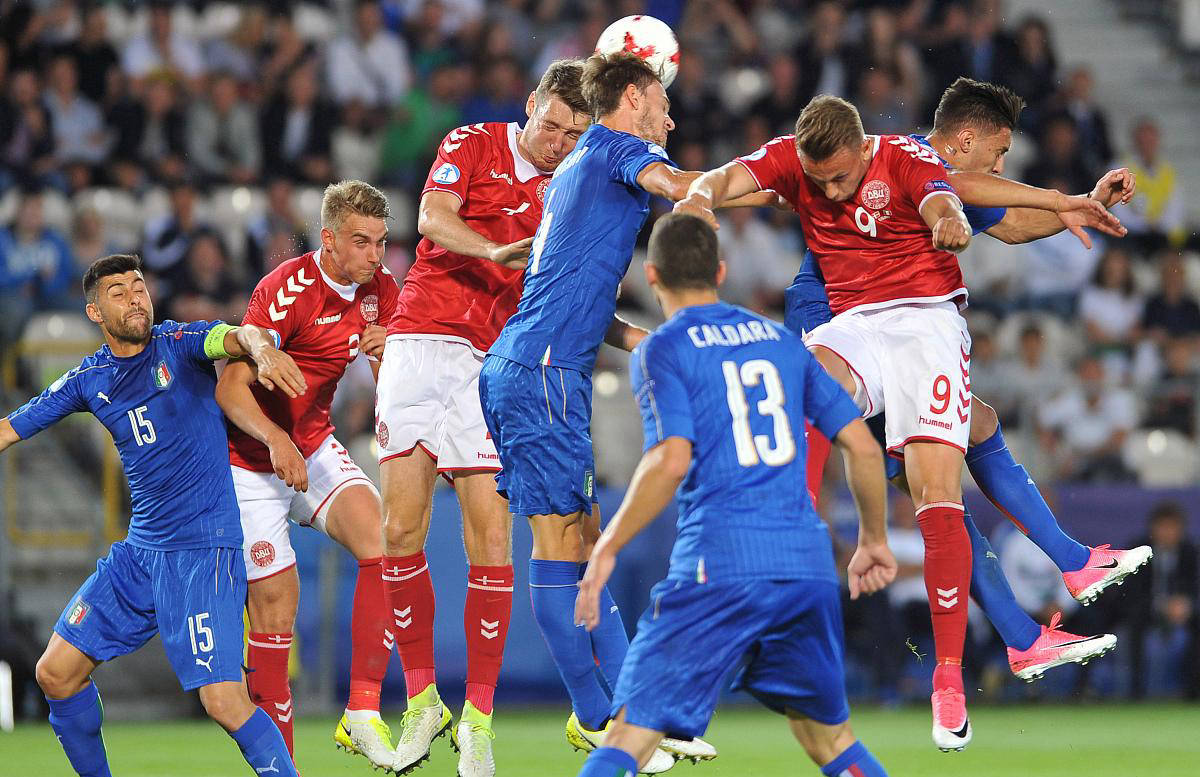 包含德国队战胜挪威，稳获欧锦赛资格的词条