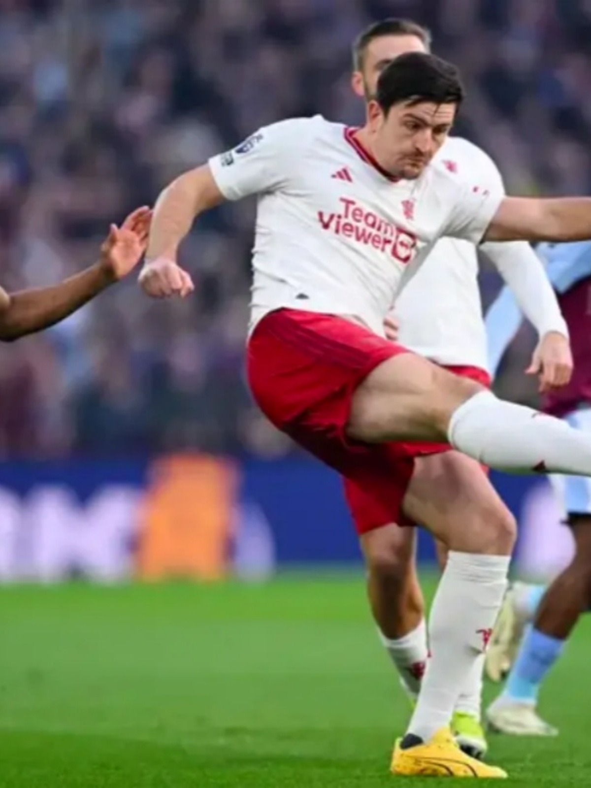 阿森纳横扫比利时,哈兰德爆发神勇的简单介绍 阿森纳横扫比利时,哈兰德爆发神勇的简单介绍