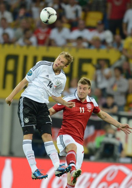 包含德国队完胜丹麦队,辛杜关键制胜的词条 包含德国队完胜丹麦队,辛杜关键制胜的词条