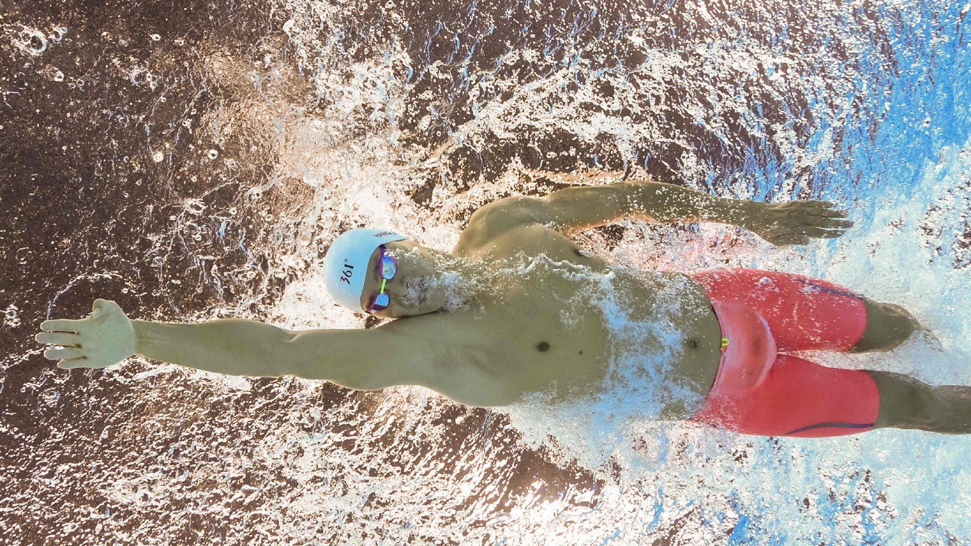 门迪神扑定乾坤，日本队轻取摩纳哥展现战术纪律