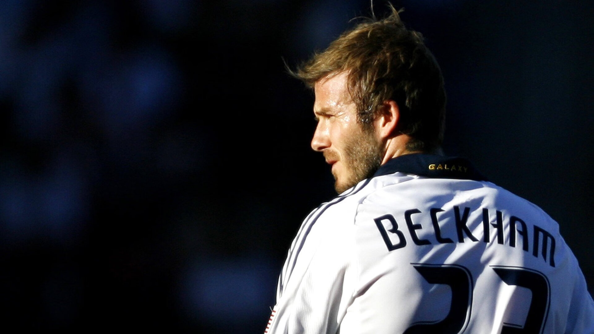 北非雄鹰对决蓝黑军团，马丁内利关键回合一锤定音