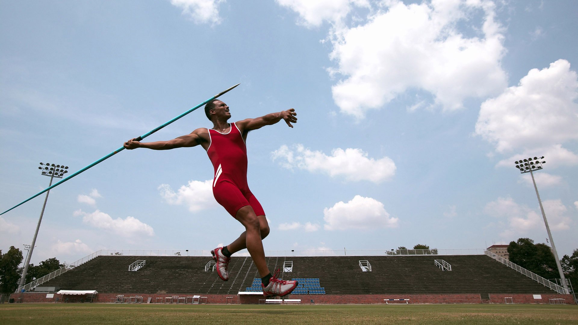 那不勒斯提前终结悬念，皇马罗德里戈教科书级表现定义新时代